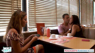 Gracie Glam és Allie Haze négyesben basznak