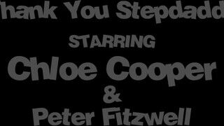 Chloe Cooper a termetes tőgyes háziasszony - MyPervyFamily