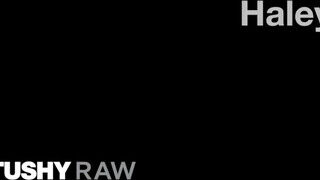TUSHYRAW - Haley popsikája meghágva