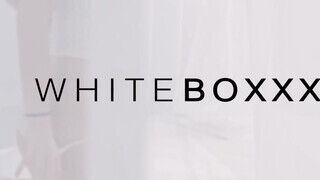 WHITEBOXXX - Adelle Sabelle a csinos francia szuka