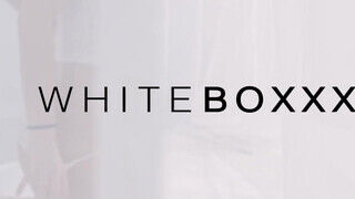 WHITEBOXXX - Francys Belle a gigantikus keblű szuka