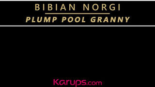 Bibian Norgi megkefélve a medence partán
