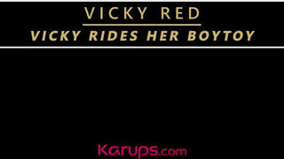 Vicky Red tini pacákkal kúr