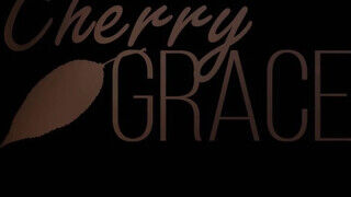 Cherry Grace a óriási kannás amatőr pipi