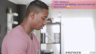 Private Interracial - Anita Bellini kinyalva és megrakva