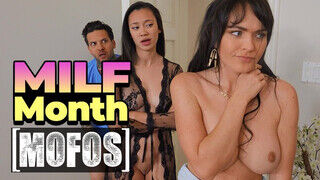 MOFOS - Krissy Lynn és Madi Laine megkefélve