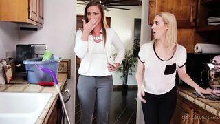 Cadence Lux zsenge takarítónő lőve csábít a tulajdonost