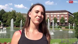 Német turista gádzsi kültéri anális szexelése