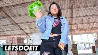 Forró dél amerikai milf xiomara soto olajos hancúrozása az úton