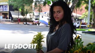 Aranyos csoki milf selena gomez mélyen kefélve spanyol muffban