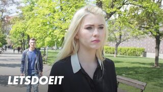 Fullos lengyel világos szőke Misha Cross orálozza a külföldi vastag fazt külföldön és jól meglovagolja