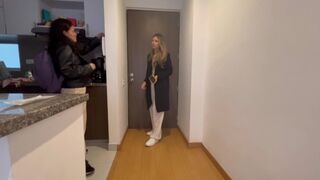 A szomszéd pipi lezbi vágyait teljesítem hálából