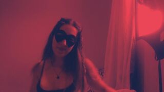 Tinédzser cosplay maca masztizik a tanár segítségével 2. rész