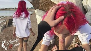 Vad zsenge pippantás a strandon - lenyeli az egészet